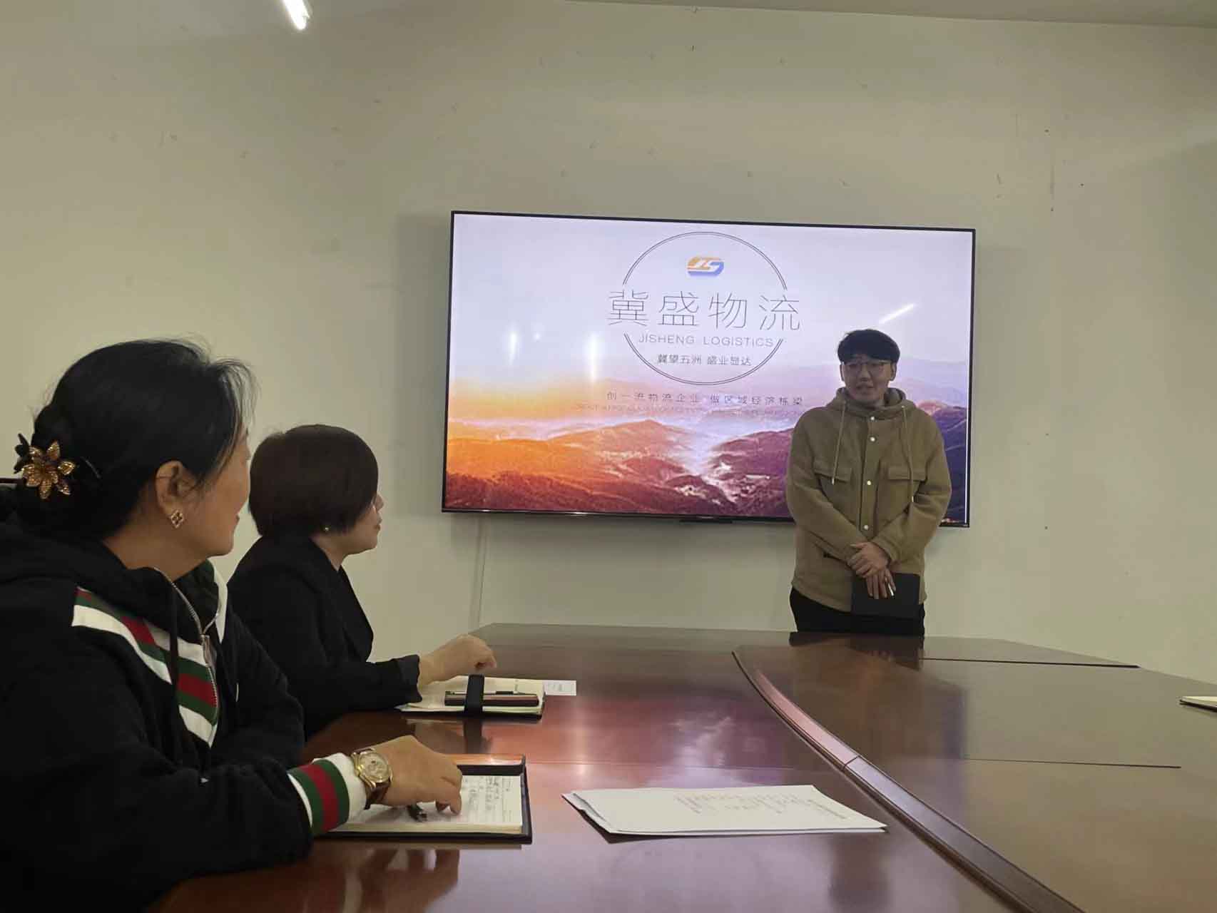 2.8新員工介紹.jpg 2.8新員工介紹.jpg